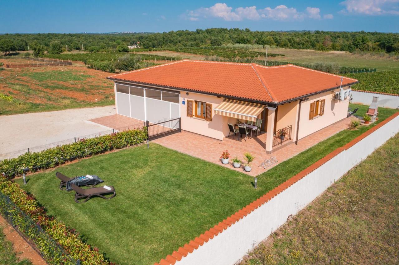 Villa Gracia Sveti Lovrec Pazenaticki Luaran gambar